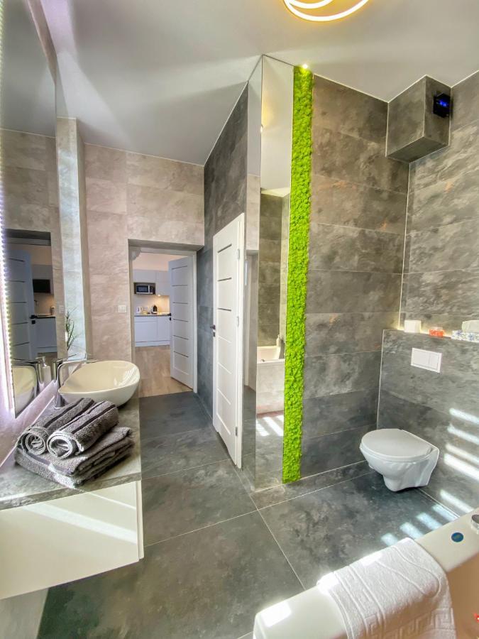 Apartament Bialy Z Jacuzzi Krakov Exteriér fotografie